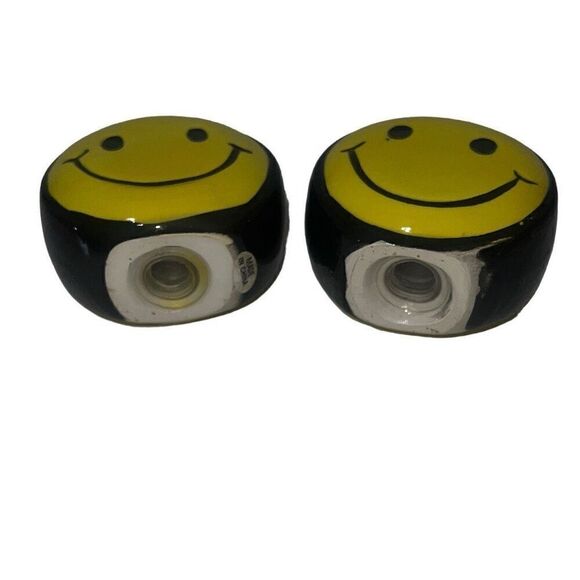 Happy Face Salt & Pepper Shakers Yellow Black Smile 2.25” Hippy READ Kitsch - Picture 6 of 7